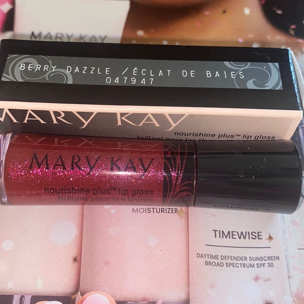 Mary Kay Lip Gloss- Berry Dazzle